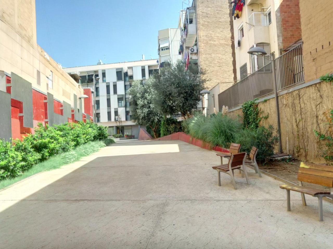 Hotel Fira Basic L'Hospitalet de Llobregat Exterior foto